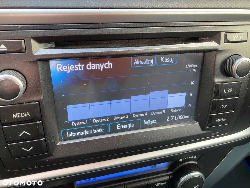 Toyota Auris 1.8 HSD Luna - 8