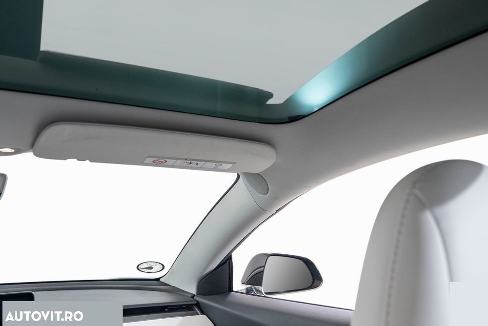 Tesla Model 3 Langstreckenbatterie Allradantrieb Dual Motor Performance - 13