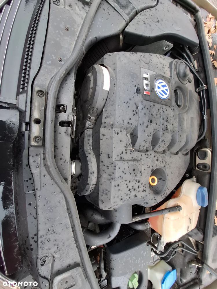 Volkswagen Passat 1.9 TDI Comfortline - 9