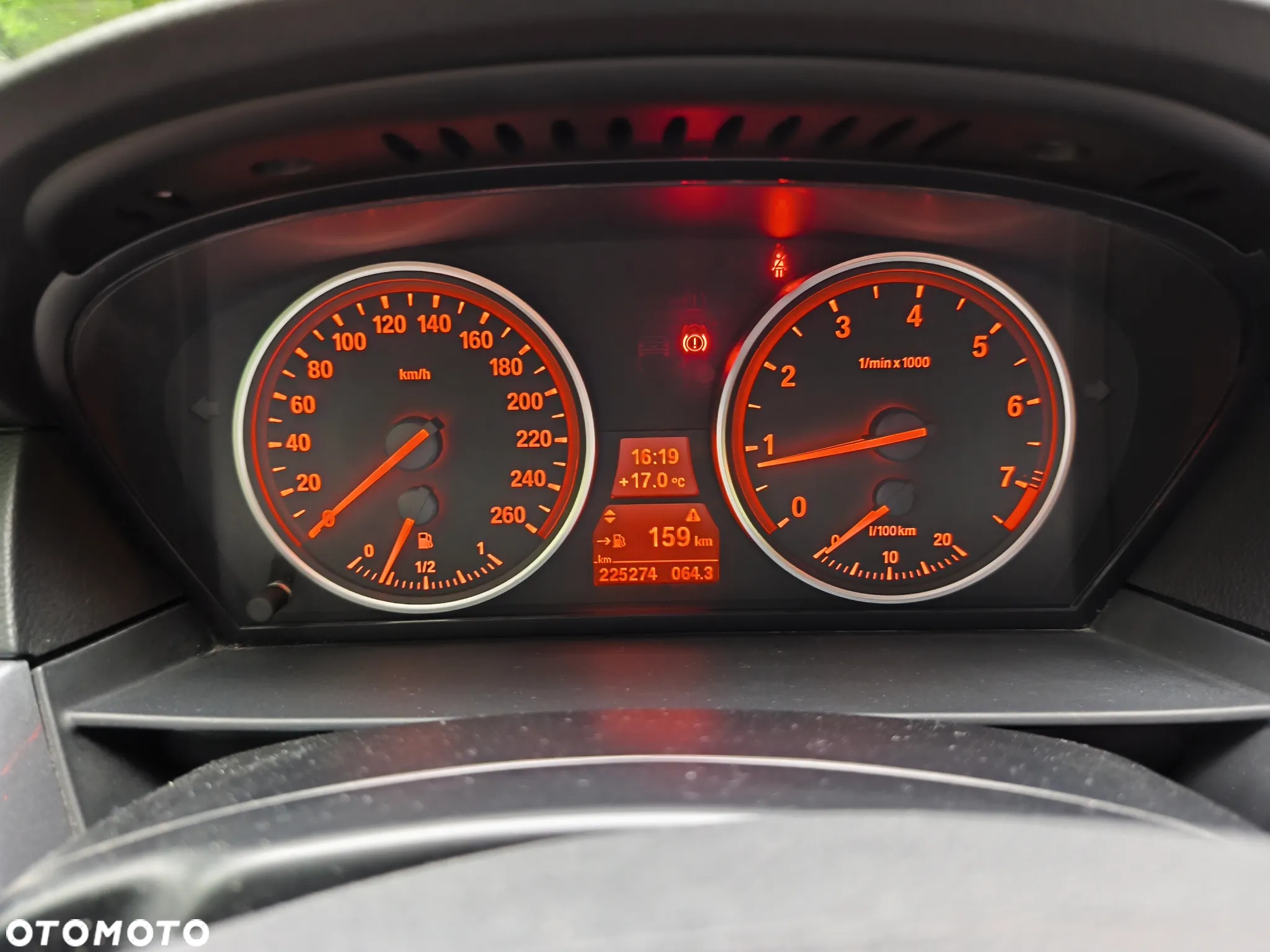 BMW Seria 5 520i - 9