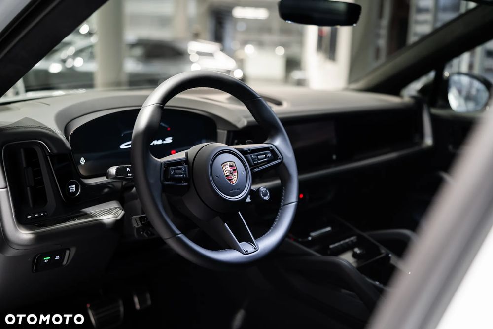 Porsche Cayenne - 13