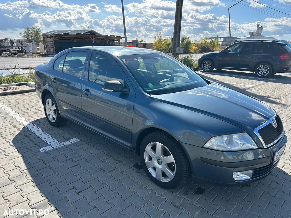 Skoda Octavia 2.0 FSI Ambiente - 4