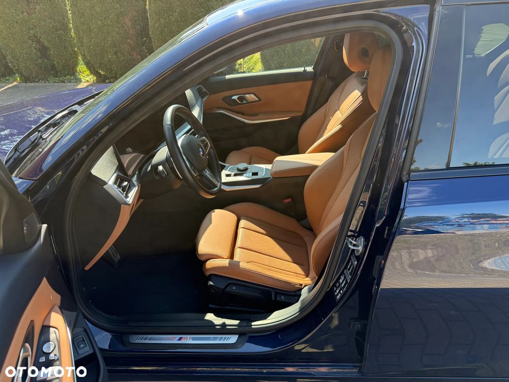 BMW Seria 3 320d xDrive M Sport sport - 16