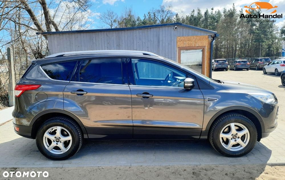 Ford Kuga 1.5 EcoBoost 2x4 Titanium - 10