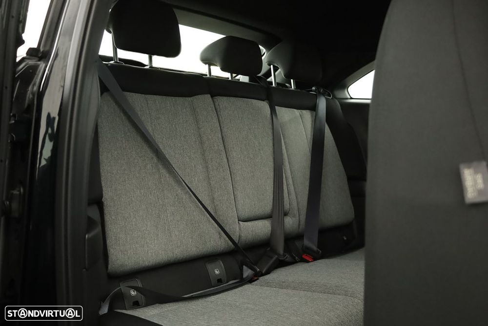 Mazda MX-30 e-SKYACTIV Exclusve-Line - 23