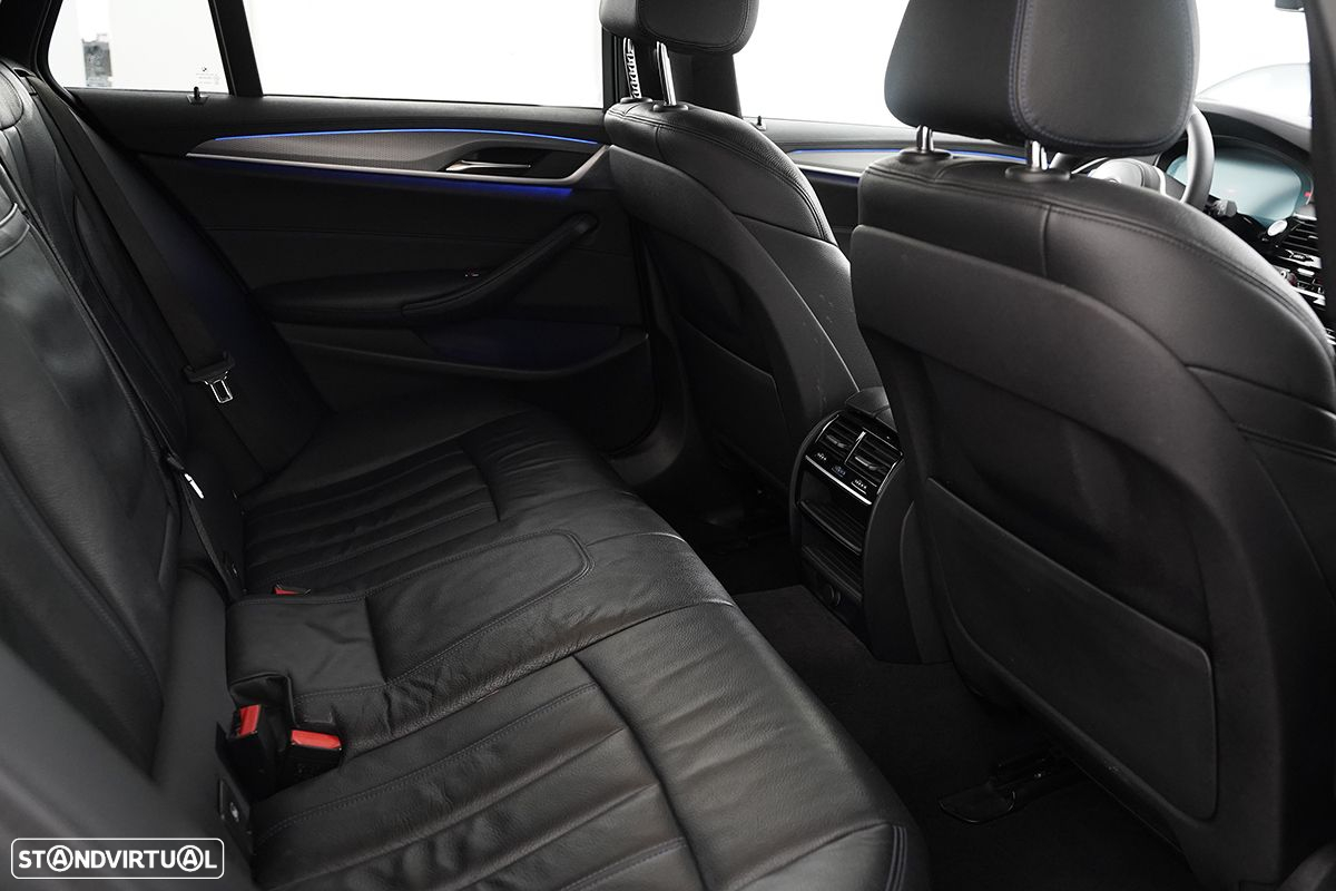 BMW 520 d Pack M Auto - 29