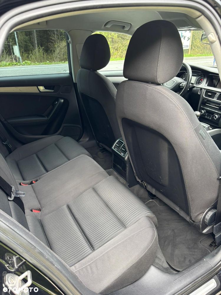 Audi A4 Limousine - 12
