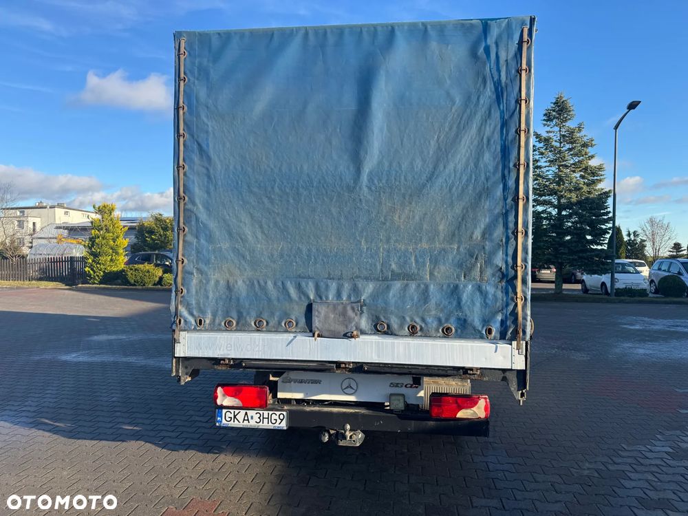 Mercedes-Benz Sprinter - 4