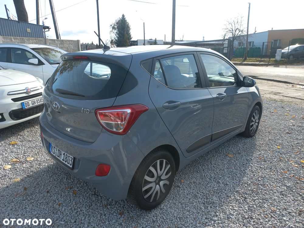 Hyundai i10 1.0 Fifa World Cup Edition - 14