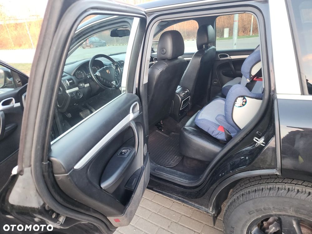Porsche Cayenne - 10