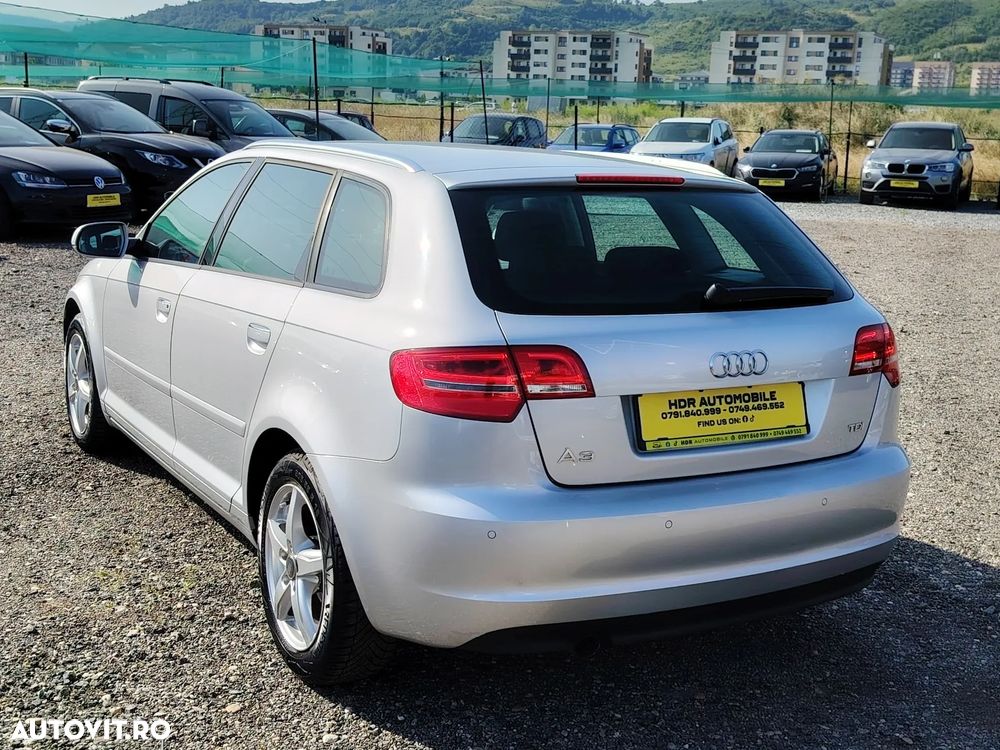Audi A3 Sportback 1.6 TDI Ambiente - 10