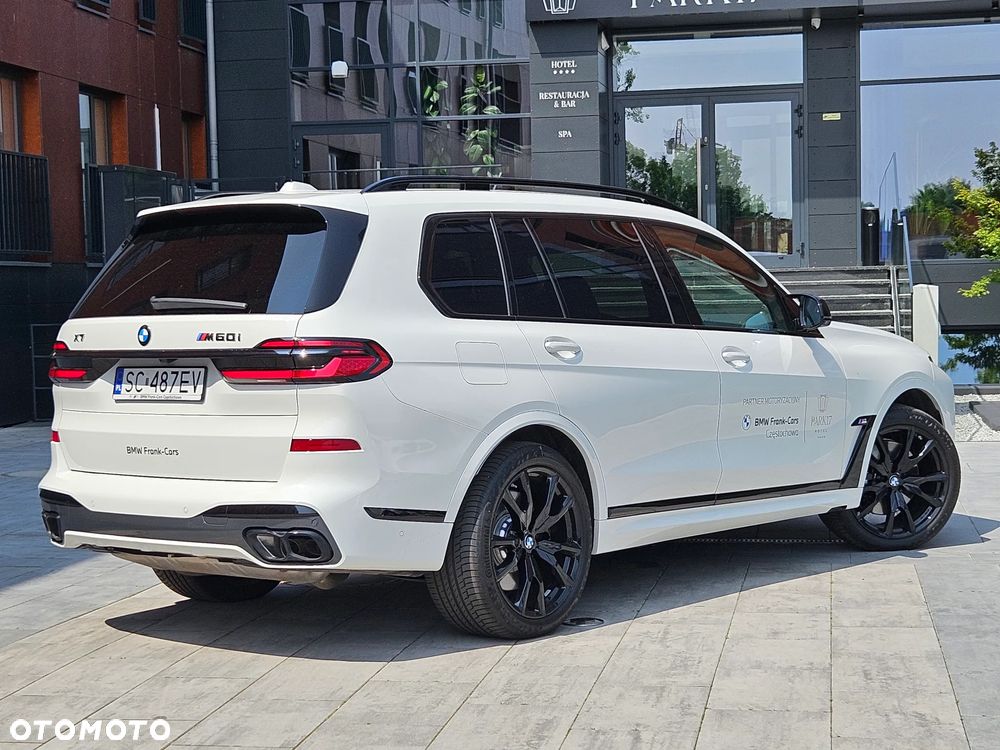 BMW X7 - 12