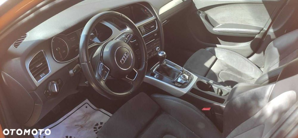 Audi A4 Avant 2.0 TDI Quattro Line - 4