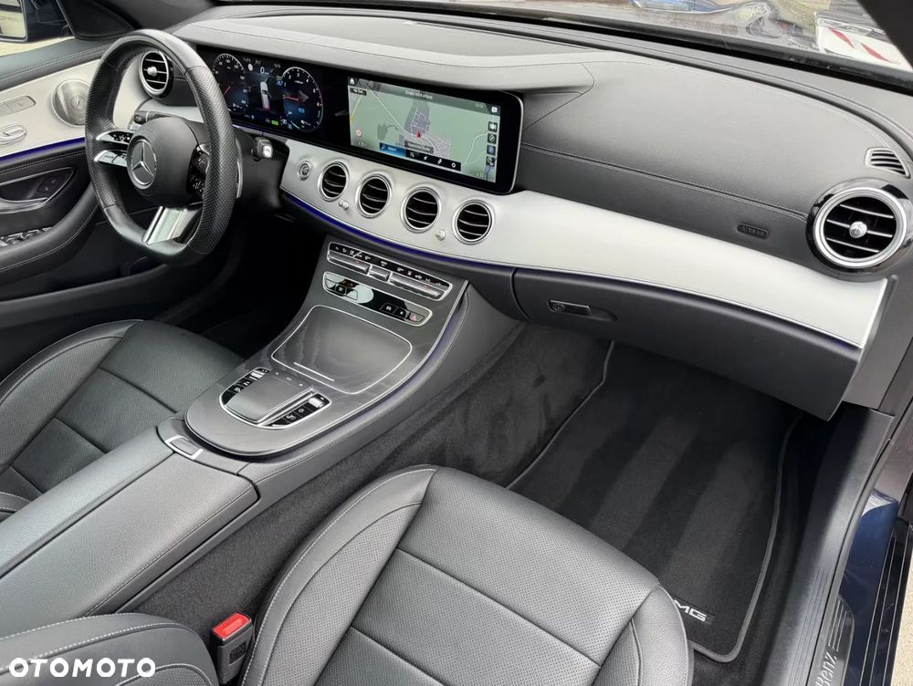 Mercedes-Benz Klasa E 300 de 4-Matic AMG - 14