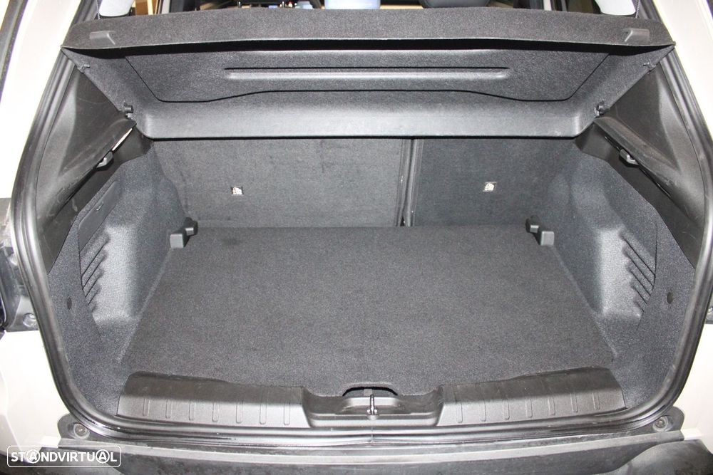 Jeep Avenger 54 kWh Summit - 15