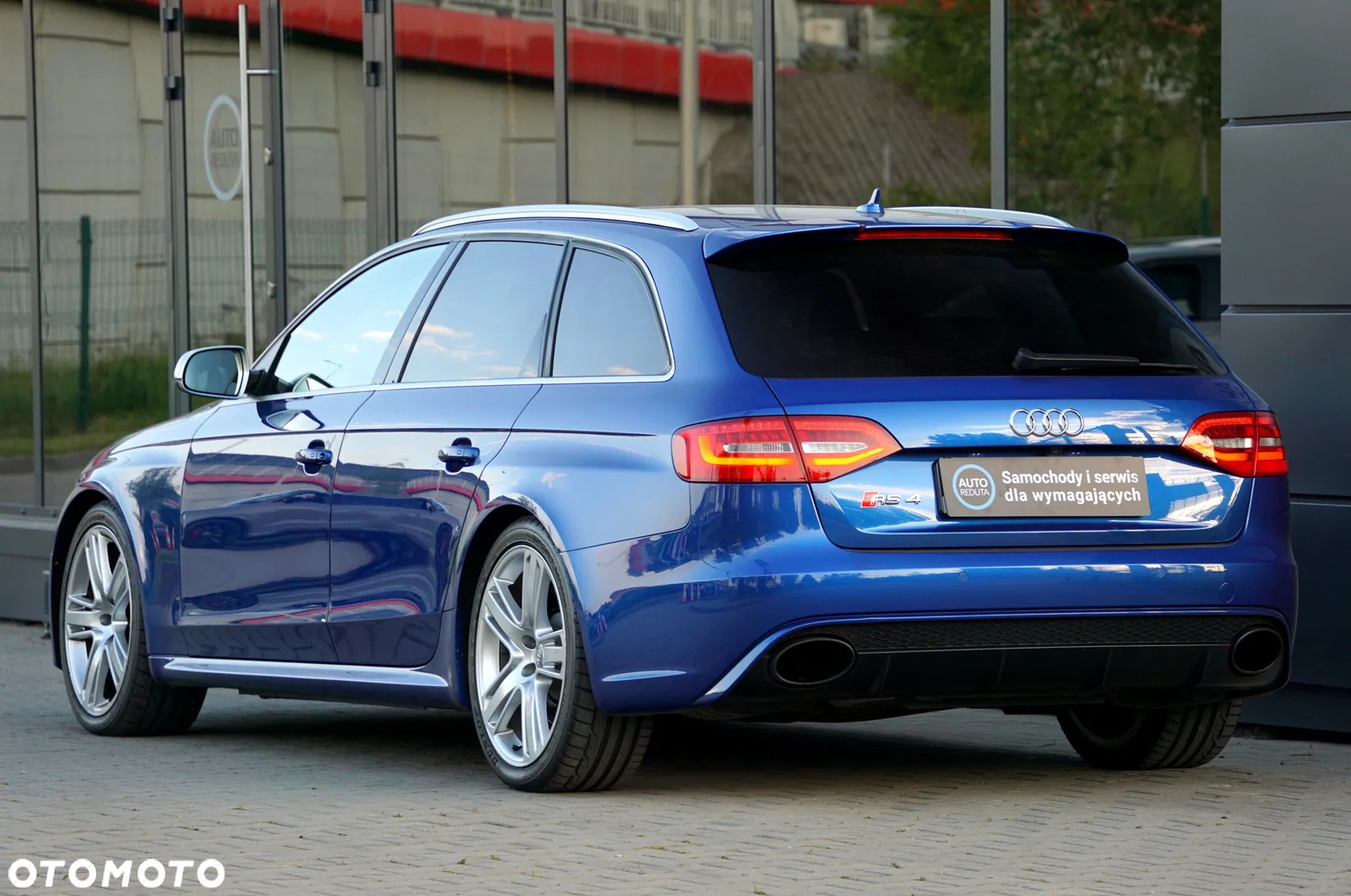 Audi RS4 Standard - 5