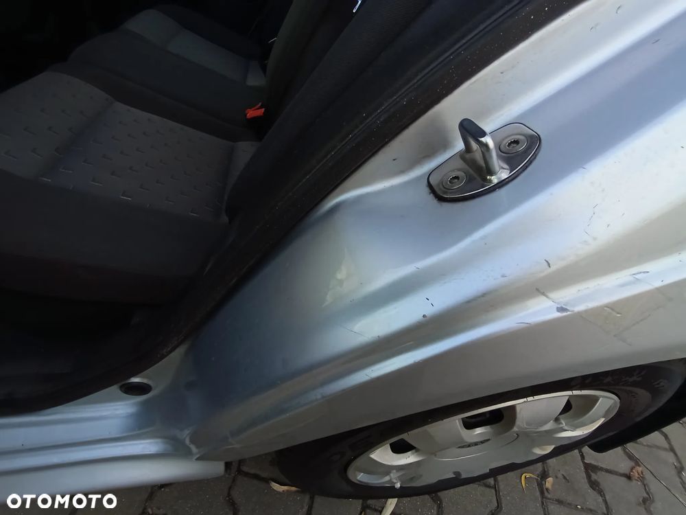 Skoda Octavia 1.6 Tour - 27