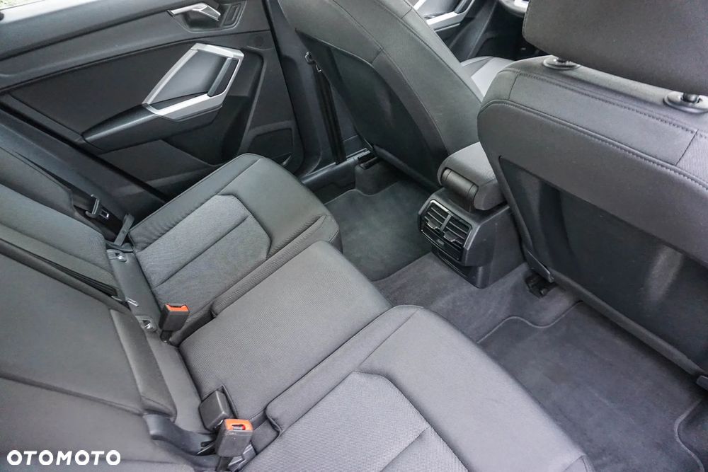 Audi Q3 35 TFSI S tronic - 29