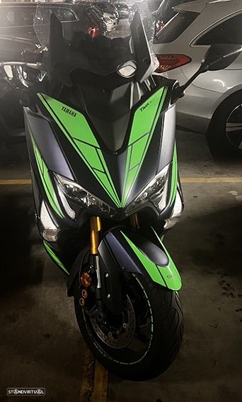 Yamaha TMAX DX - 2