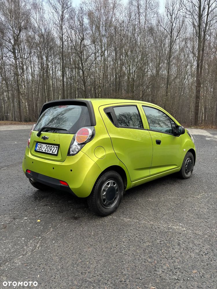 Chevrolet Spark 1.0 Base+ - 10