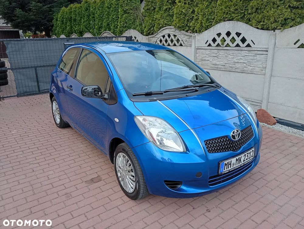 Toyota Yaris 1.0 VVT-i Sol - 3