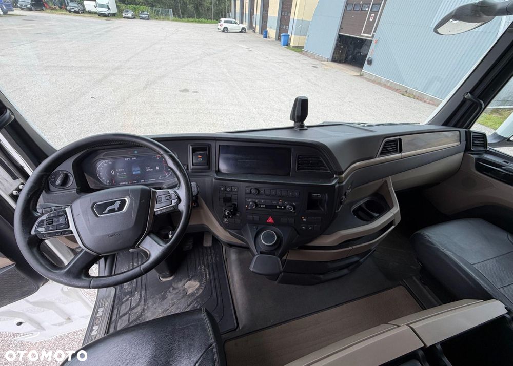 MAN TGX - 11