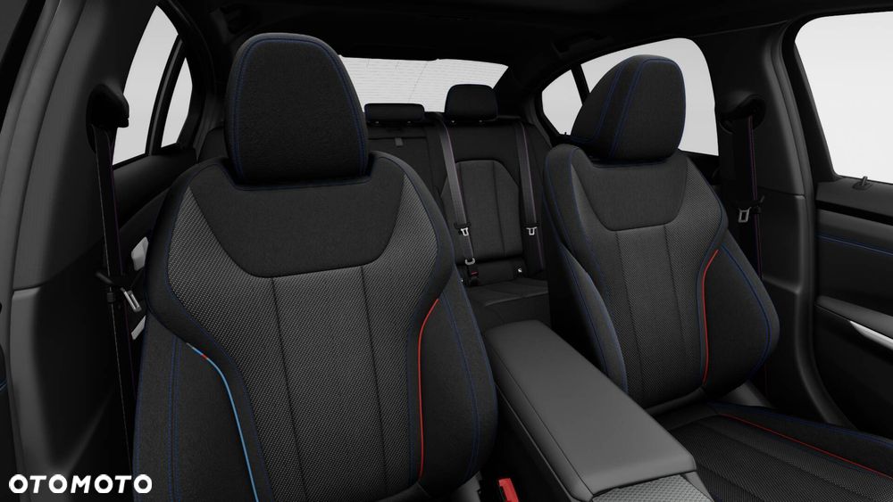 BMW Seria 3 330i xDrive M Sport sport - 12