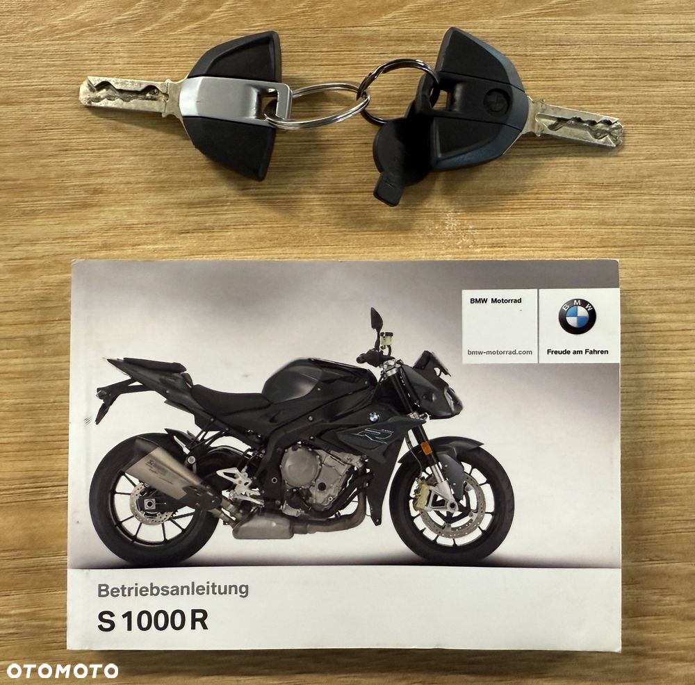BMW S - 12