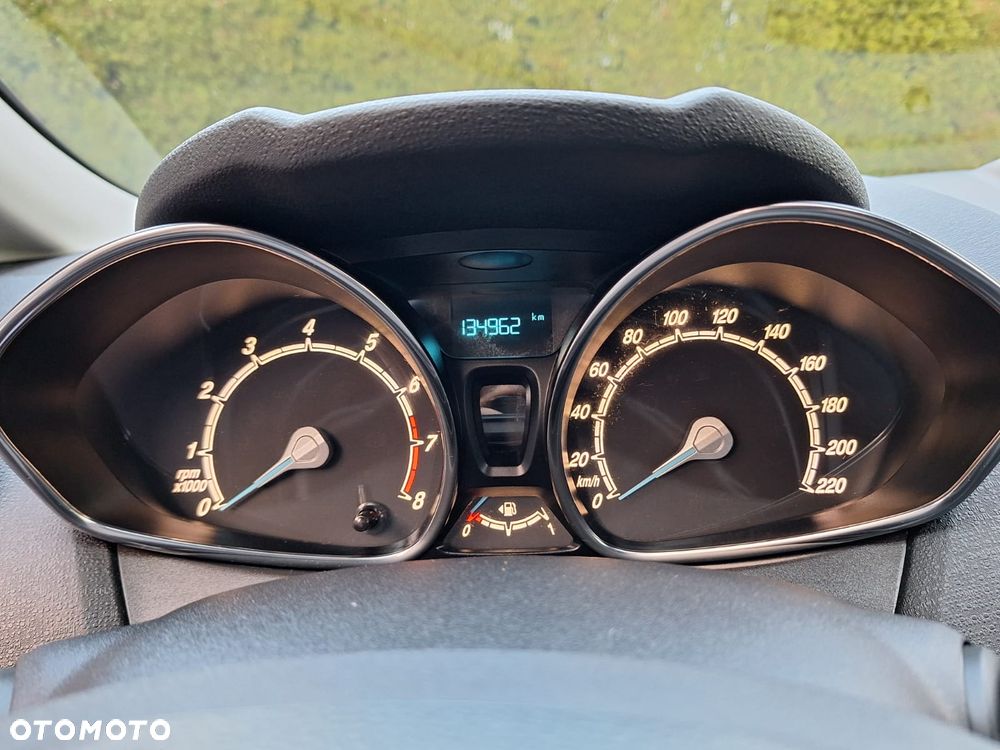 Ford Fiesta 1.0 EcoBoost STart-Stop Titanium - 14