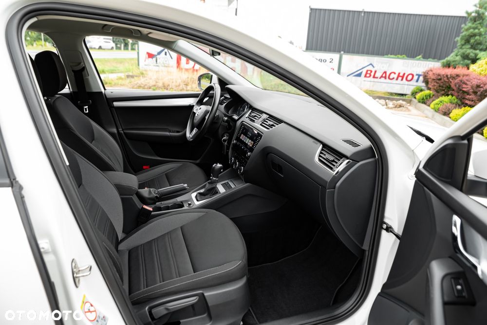 Skoda Octavia 2.0 TDI 4x4 DSG Style - 21