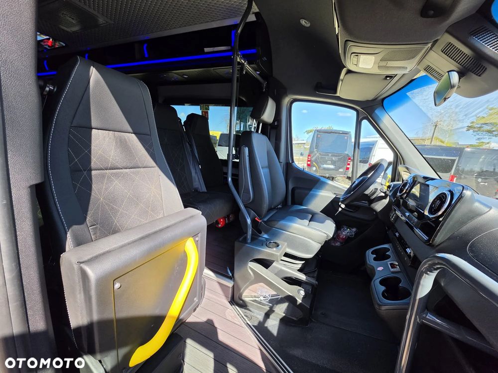 Mercedes-Benz Żak MB Sprinter 25+2+7 stojących! - 13