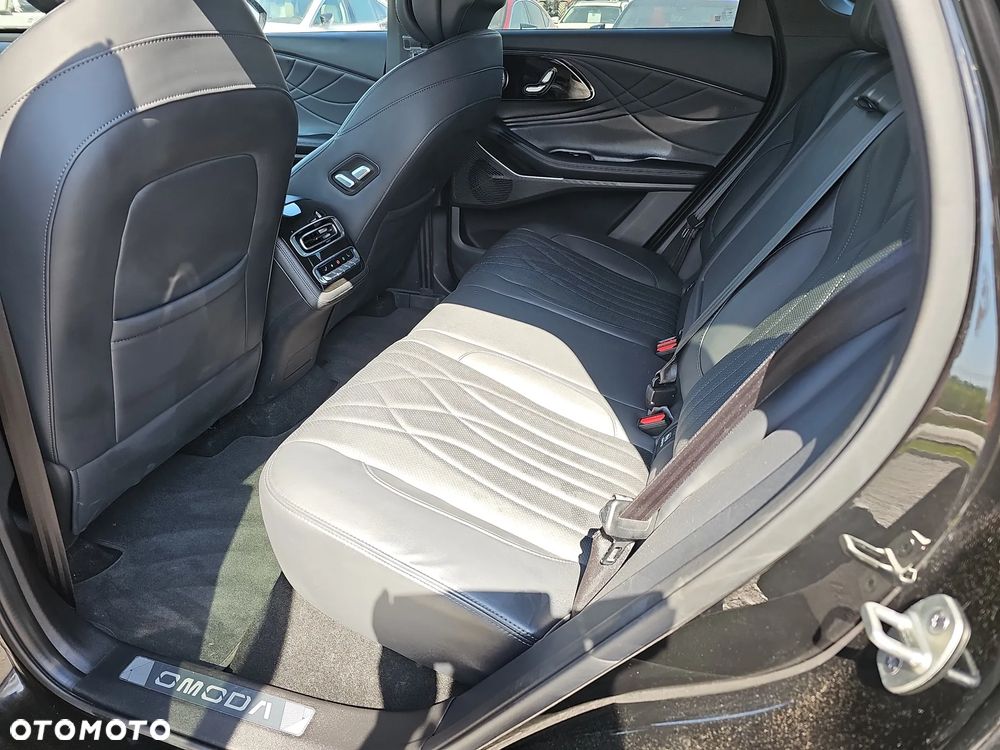 Omoda 9 1.5 Super Hybrid Exclusive AWD - 24