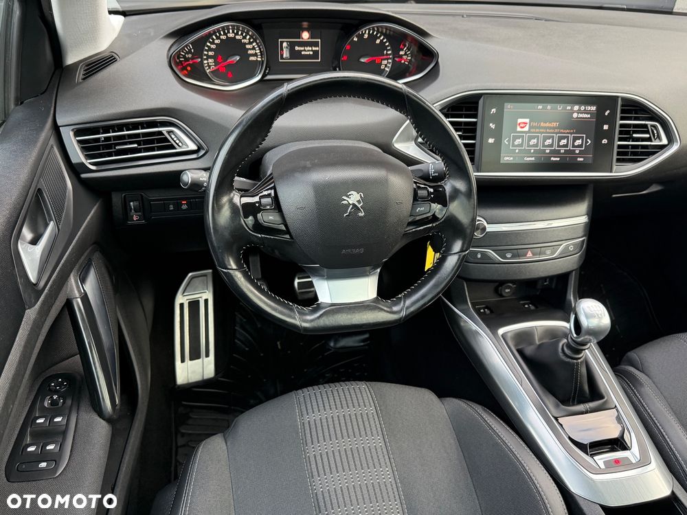 Peugeot 308 BlueHDi 130 Stop & Start Allure - 21