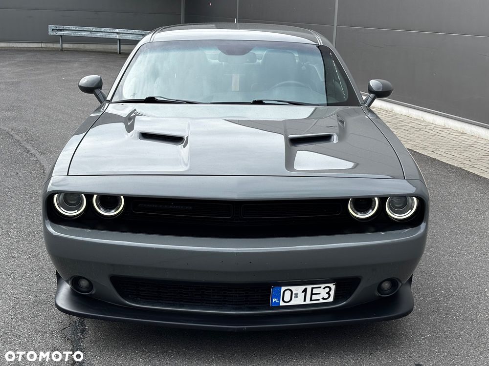 Dodge Challenger - 7