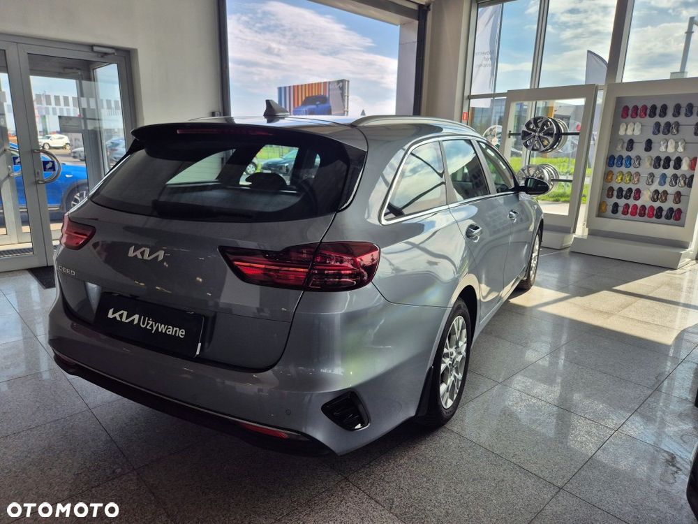 Kia Ceed 1.5 T-GDI M - 12