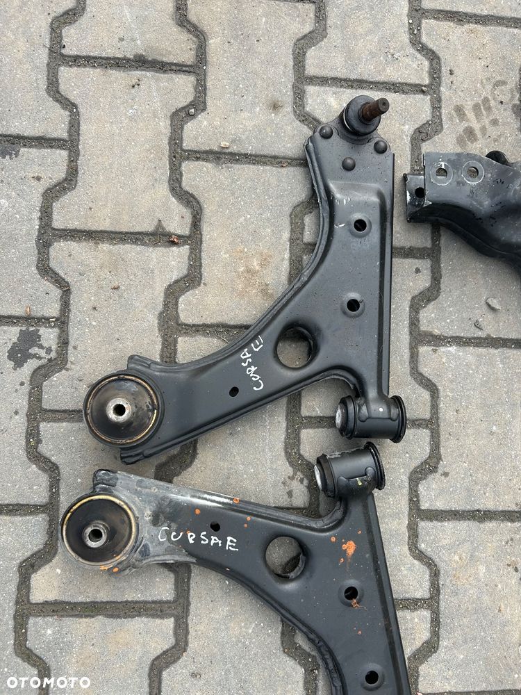 Opel Corsa E kołyska wahacze wózek trawers bez rdzy belka zawieszenia przód - 3