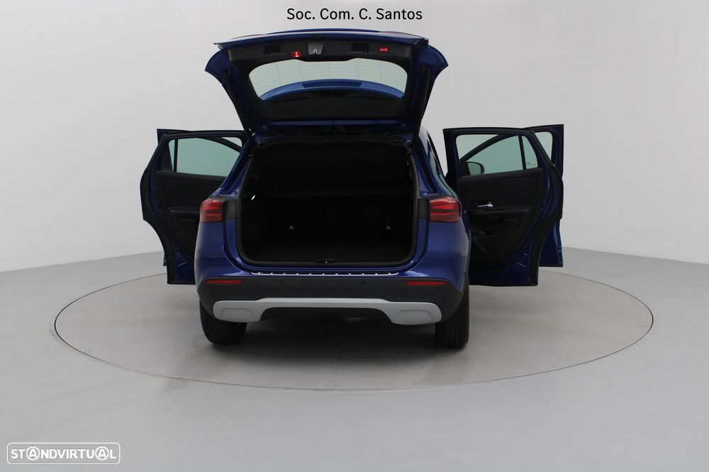 Mercedes-Benz GLA 180 d Progressive - 10