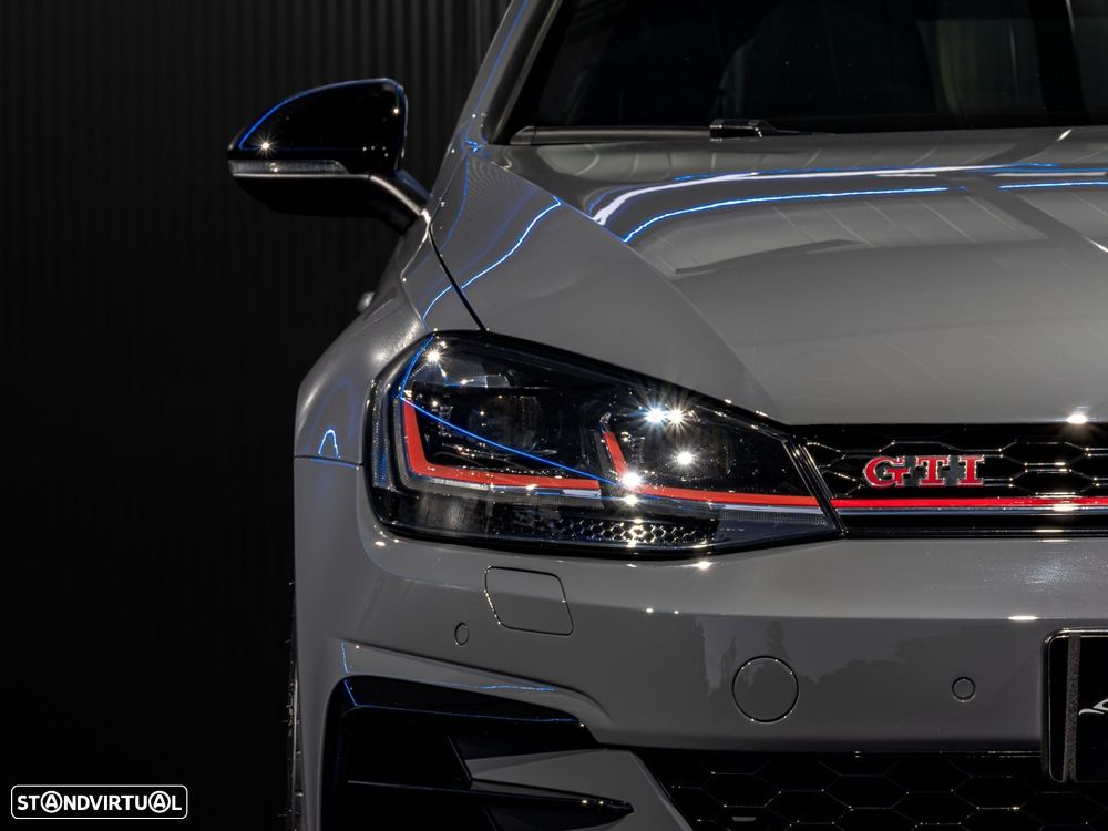 VW Golf - 5