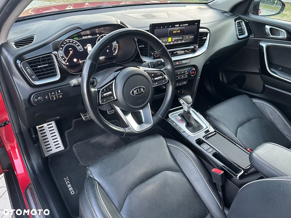 Kia XCeed 1.6 T-GDI L Business Line DCT - 10