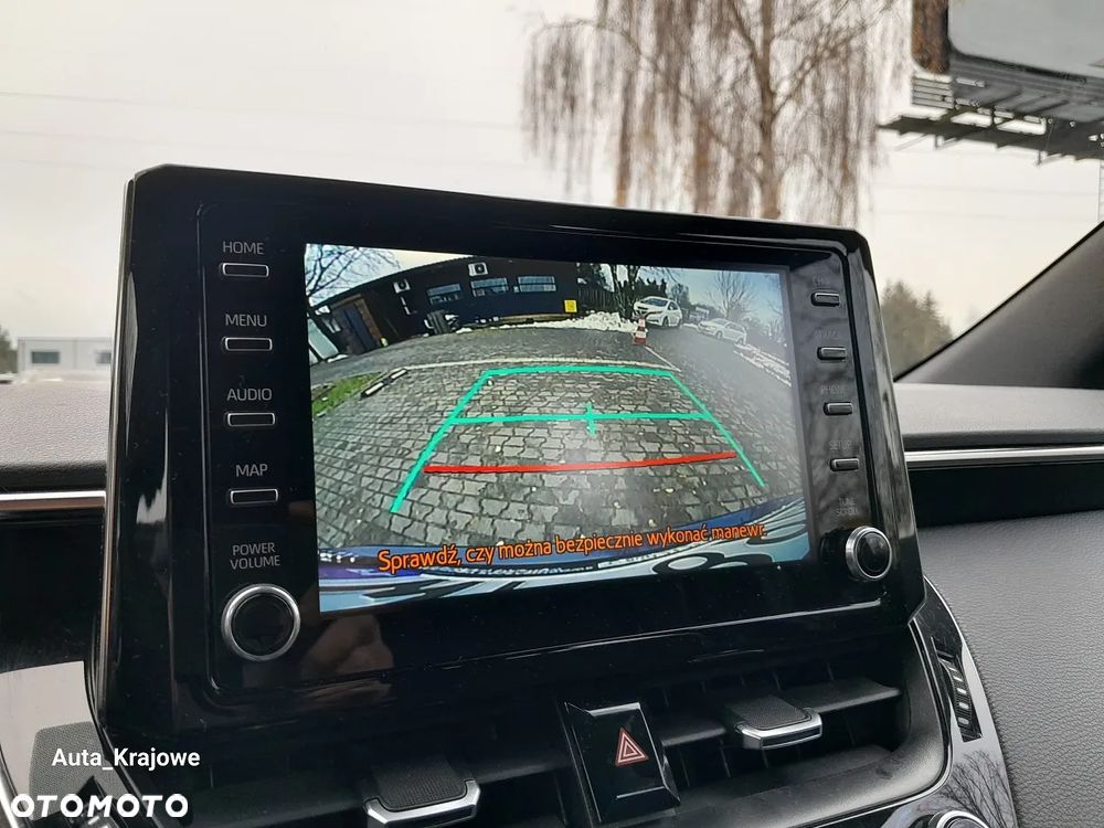 Toyota Corolla 1.8 Hybrid Comfort - 18