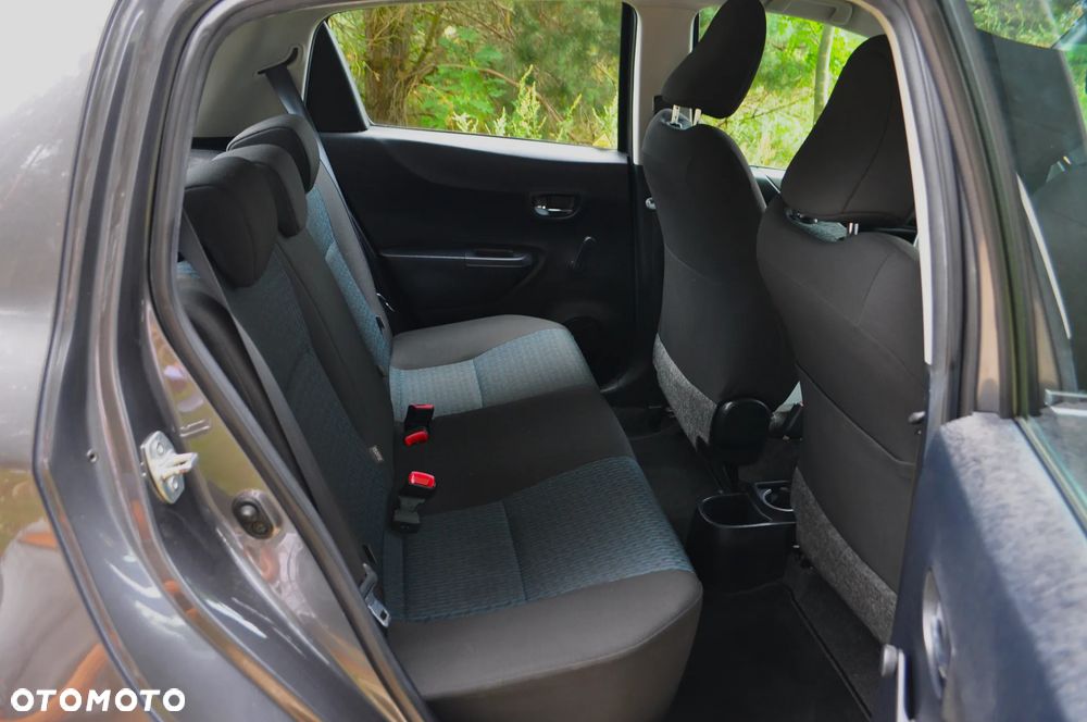 Toyota Yaris 1.0 VVT-i - 27
