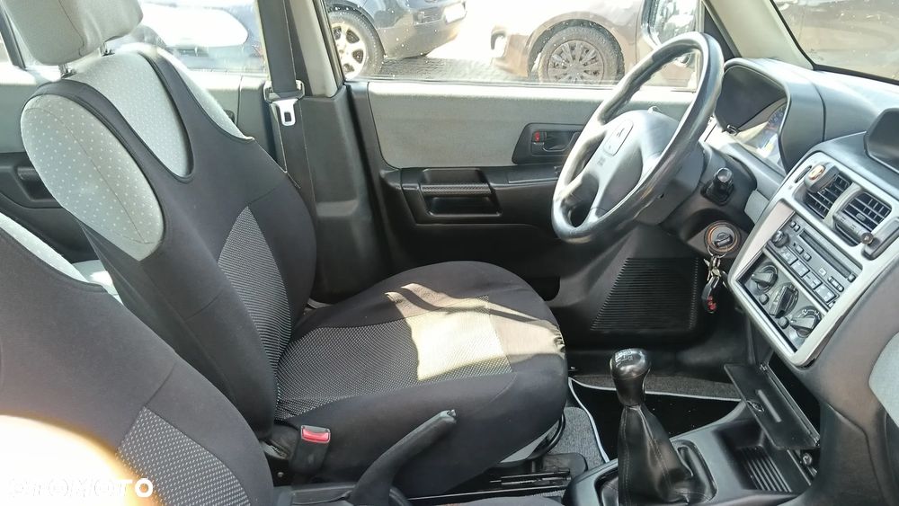 Mitsubishi Pajero Pinin 1.8 - 19