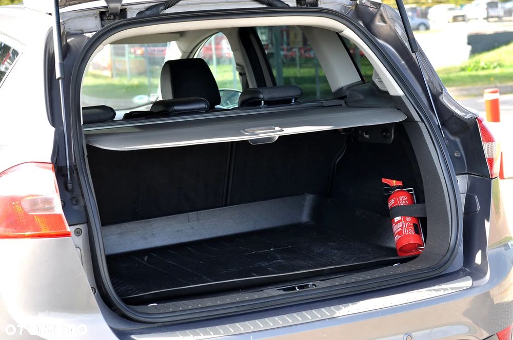 Ford Kuga - 14