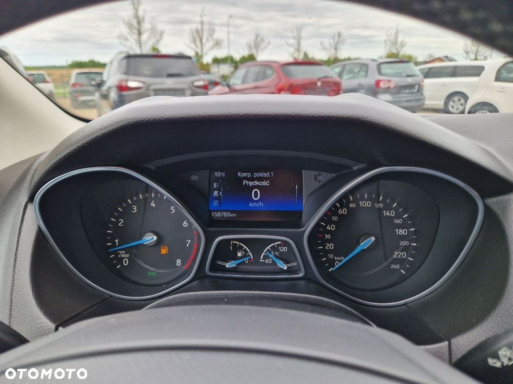 Ford Focus 1.0 EcoBoost Titanium - 11