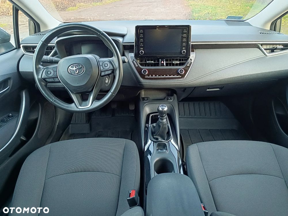 Toyota Corolla 1.6 Comfort - 11