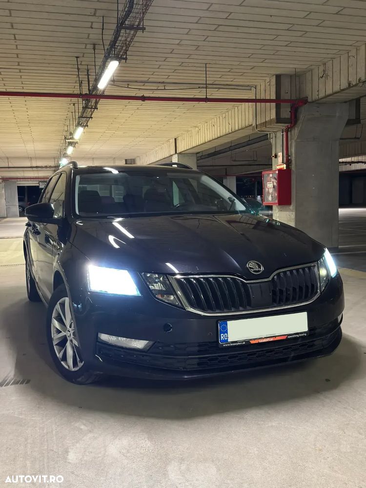 Skoda Octavia 2.0 TDI DSG Style - 1