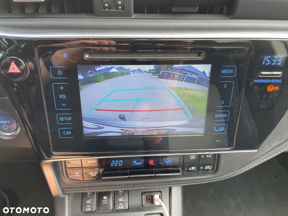 Toyota Auris 1.8 HSD Prestige NAVI - 3