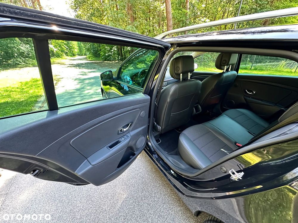 Renault Megane TCe 180 GT - 22
