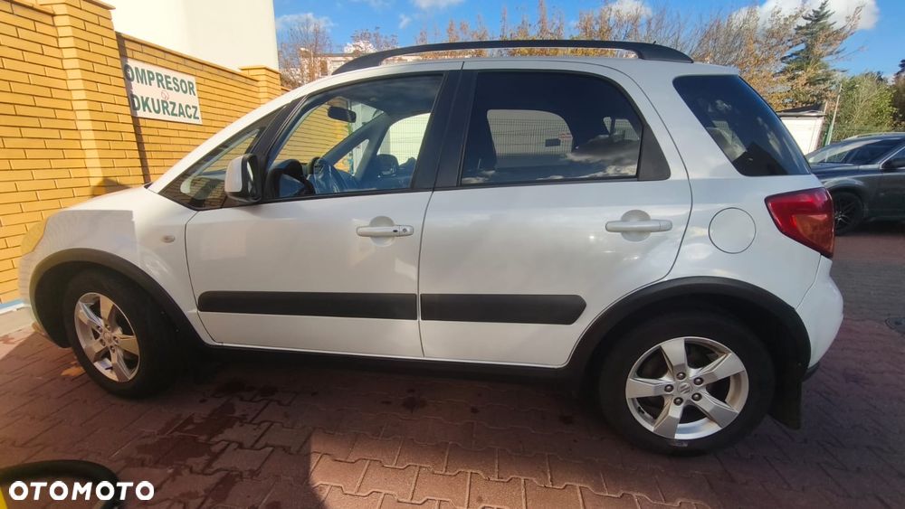 Suzuki SX4 1.6 Premium 4WD - 8