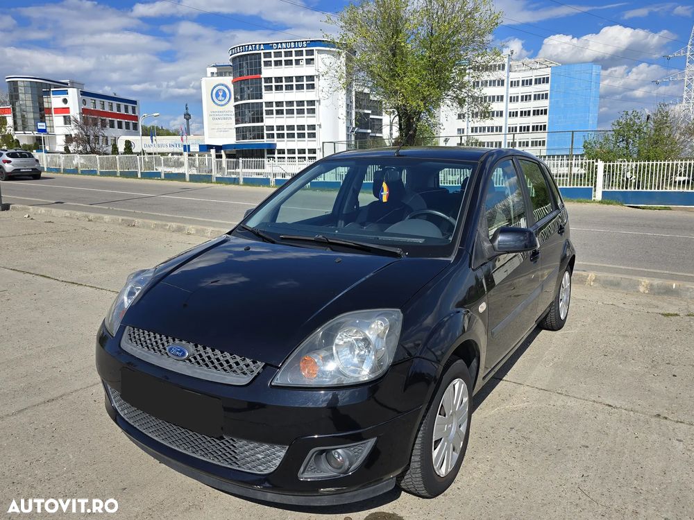 Ford Fiesta - 2